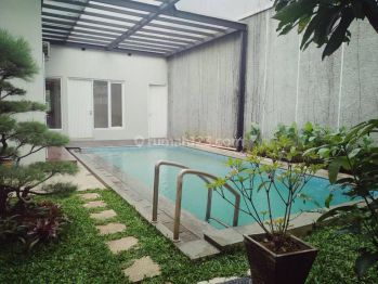 Rumah mewah siap huni di Lebak Bulus,  Jaksel