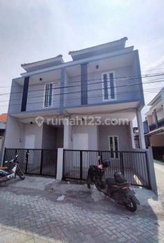 Rumah di Rungkut upn 2 Lantai SHM Baru Timur ready