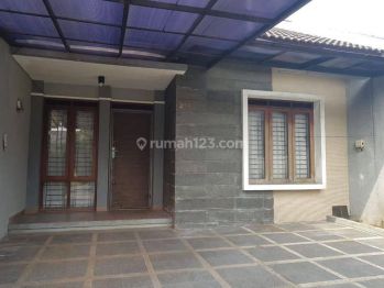 Rumah Bagus di Komplek Muara 2 Lantai SHM Utara