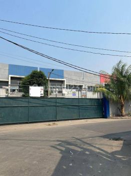 Disewa gudang Bizpoint depan jalan raya