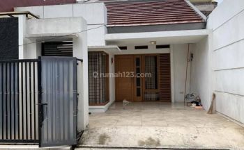 Rumah di Komplek Maharta Ciledug Tangerang Selatan