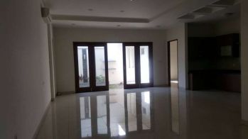Sewa Rumah BLOK M,Jl.Benda Kebayoran Baru dkt Blok M,Panglima Polim