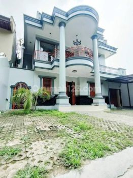 Rumah Mewah Modern Classic Dekat Scbd di Kebayoran Baru