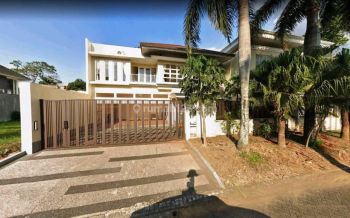 Rumah 2 Lantai di Jl Raya Telaga Golf Araya