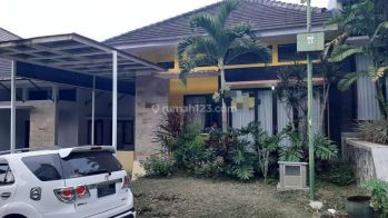 Rumah Villa Kusuma Pinus Kota Batu Plus Perabot