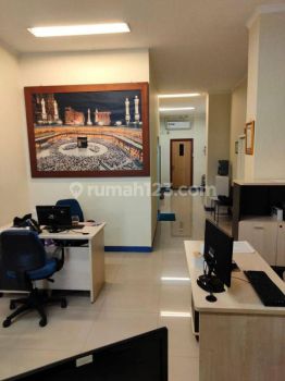 Dijual Murah Ruko 3 Lantai Strategis di Veteran, Jakarta Selatan