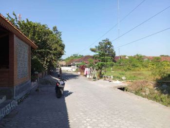 dekat kuliner Iwak Kalen. Tanah Jogja Kota. SHM Siap AJB