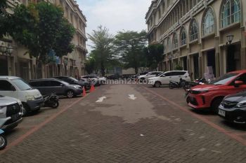 Ruko Sedayu Square, 4 lantai ukuran 4.5 x 16.5, Bagus