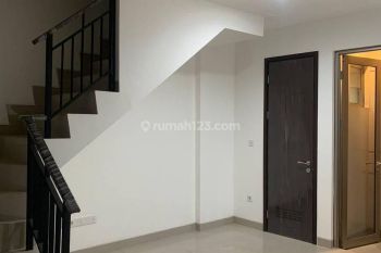 Rumah Pik2 4,5x10 3lantai