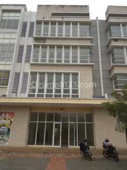 Di sewakan rukan mega bulevard