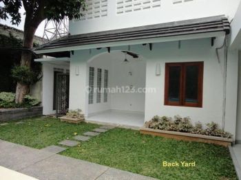 SEWA RUMAH KEMANG NOL JALAN DESIGN VINTAGE MEWAH SEMI FURNISHED Sudah Renovasi