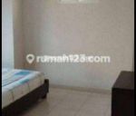 thumbnail-apartemen-disewa-murah-3br-ada-ac-semifurnish-the-springlake-summarecon-2