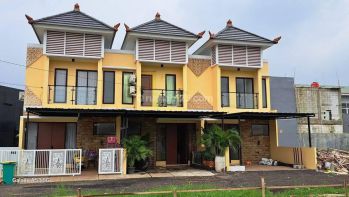 Rumah 2 lantai dekat areal kawasan industri MM.2100 cibitung bekasi