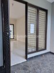 thumbnail-di-sewakan-rumah-di-cluster-aralia-2-lantai-lebar-8x20-depan-taman-hadap-selatan-1