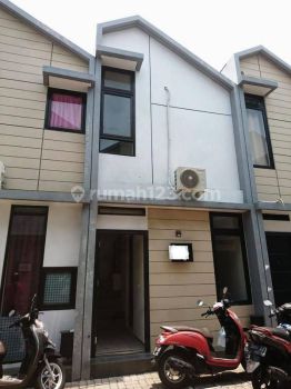 Unit MHouse 2Lantai Semi furnished Araya