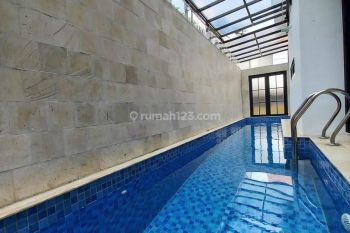 Rumah Hook Ada Swimming Pool Discovery Bintaro Jaya La34701