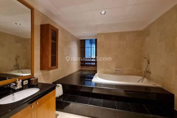 Disewa Apartemen Sudirman Mansion 4 Kamar Tidur Bagus