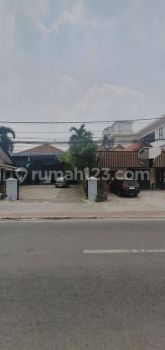 Rumah Tebet di Jl Tebet Barat 1 Jakarta Selatan.