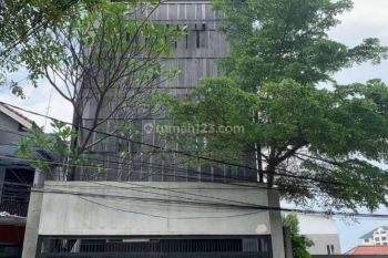 Dijual Rumah di Kemang Taman Bukit Kemang Jakarta Selatan