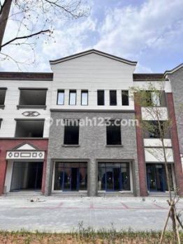 Disewakan Murah Ruko Osaka Pik 2 Otd 4.5x15 3 Lantai Brand New Baru Se