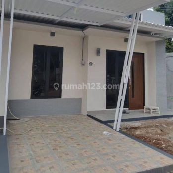 Jual Rumah Siap Huni Semi Furnished Cash/KPR , DP all in 5% ,Bonus Kanopi, dan