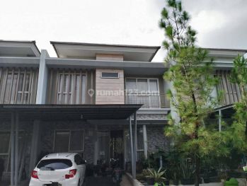 Rumah Bagus 2 lantai di cluster Missisipi JGC