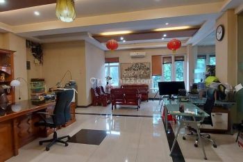 Disewakan Ruang Kantor Ukuran 7m X 8,5m Di Jl. Imam Mahbud , Unfurnish, Ada Lift