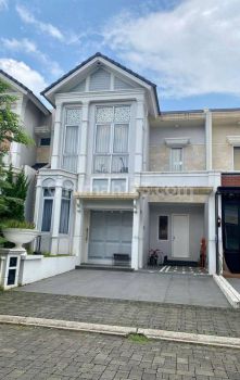 DIJUAL RUMAH LUX  FURNISH, BSD, NO COBROKE