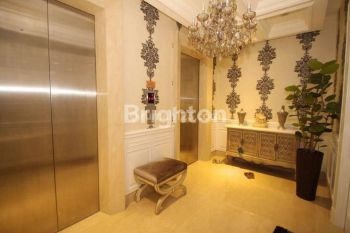 APARTEMEN PAKUBUWONO SIGNATURE MEWAH & CANTIK DI PAKUBUWONO, PRIVATE LIFT AND