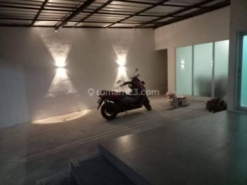 Rumah Dalam Perumahan di Graha Raya Harga Murah