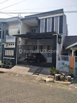 Rumah di Taman semanan indah
Jakarta barat