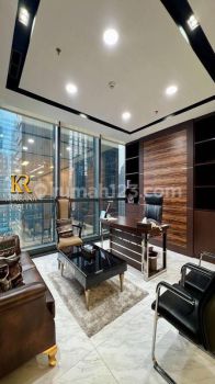 Kantor di Gedung Treasury Tower , District 8 LOT 28, Jl. Tulodong Atas 2 No.28,