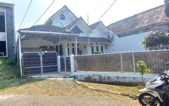 Disewakan Rumah Full Furnished, Selangkah Ke Jl. Soekarno Hatta