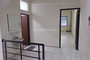 Ruko Disewa Strategis Terawat di Gatot Subroto , Bandung