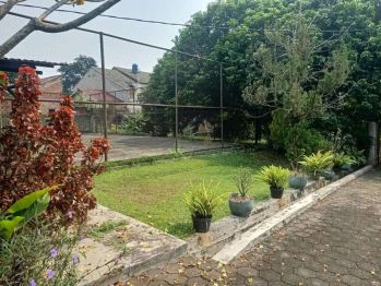 Dijual tanah LT5300m² jl.raya sawangan Pancoran mas kota depok