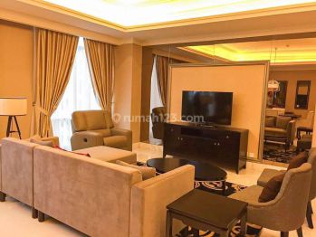 Apartemen Mewah Botanica 3 Kamar Tidur Furnished Bagus
