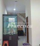 thumbnail-d-i-s-e-w-a-rumah-furnished-bagus-di-taman-aries-3