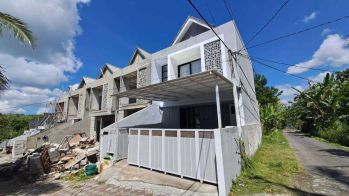 RUMAH 2 LANTAI PALING MURAH GRATIS SEMUA BIAYA DI SEDAYU