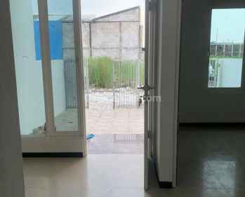 Disewakan Rumah 2lt Gunung Anyar Mas Dekat UPN,Medokan, Merr