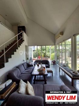 DIJUAL RUMAH ASRI dgn TAMAN at Jl CILANDAK BAWAH, FATMAWATI, JAKSEL