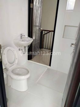 Rumah Citra Garden Puri Jakarta barat