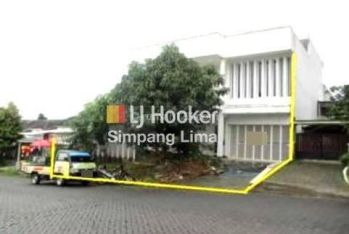 Rumah Tengah Kota Siap Huni Dijual di Hollywood Greenwood11.590 aud