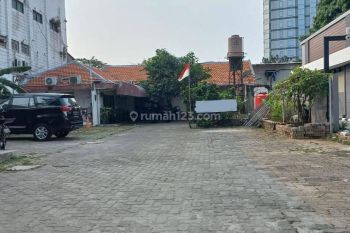 Sewa Tempat Usaha 150m2 di Utan Kayu