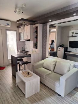 Disewakan Apartemen Kalibata City Hook 2 BR furnished