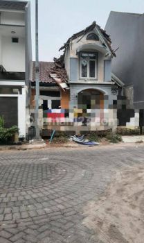 Rumah di Metland puri
Jakarta barat Butuh Renovasi