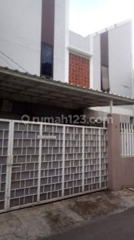 Dijual Kost 12 Pintu Strategis Jakarta, Dekat Kampus Dan Mall