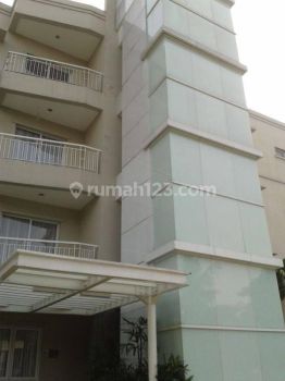 DIJUAL UNIT 3+1 KT SEMI FURNISH DI PURI PARKIR RESIDENCE, HARGA RP 3M.