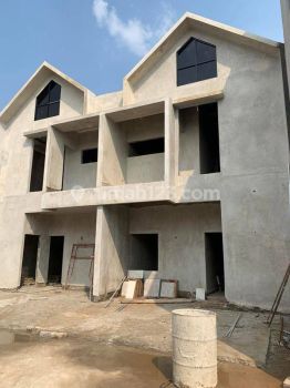 Rumah Bagus Siap Huni Burgundy Summarecon Bekasi