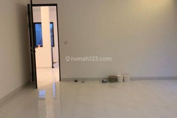 Rumah Brand New Posisi Hook di Sektor 7 Bintaro Jaya 8,25 M 10756 Oc