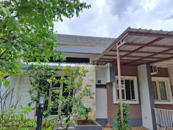 Rumah Jl Waterfall Rancamaya Golf Estate
